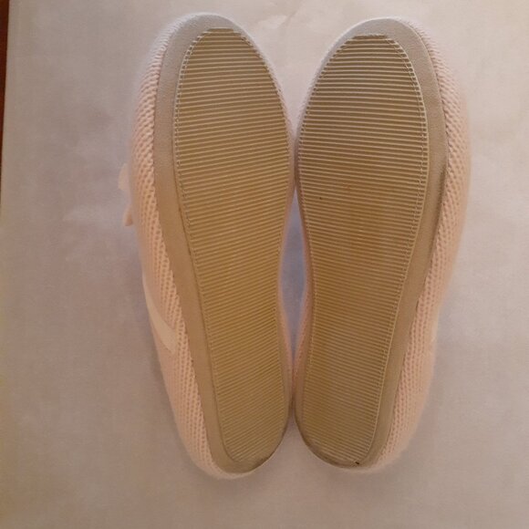 Neiman Marcus Cashmere Slippers - Picture 9 of 13
